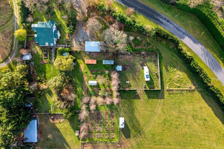 Photo of property in 121 Barracks Road, Oxford, 7430