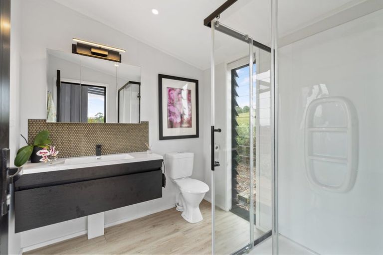 Photo of property in 49 Honey Road, Otaua, 2683