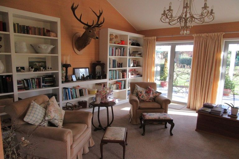 Photo of property in 2/30 Lindsay Road, Waipukurau, 4283