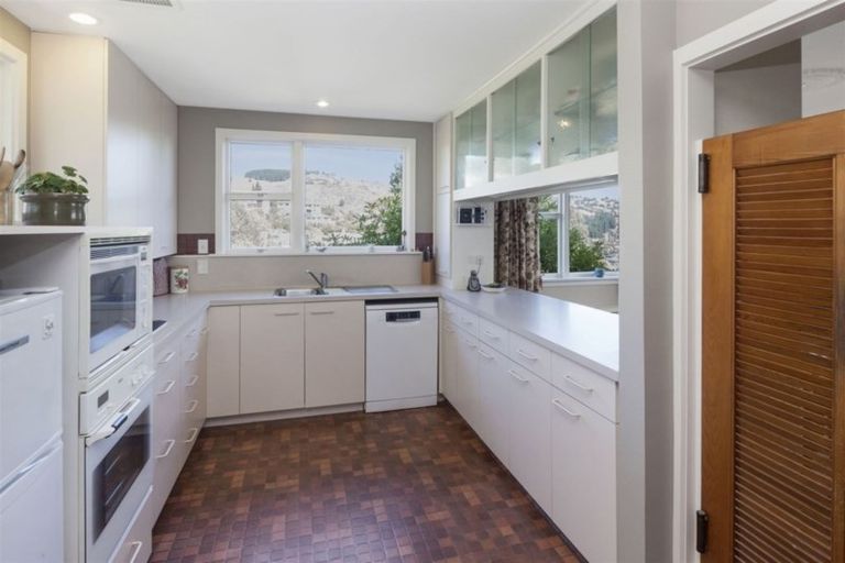 Photo of property in 31 Whaka Terrace, Huntsbury, Christchurch, 8022