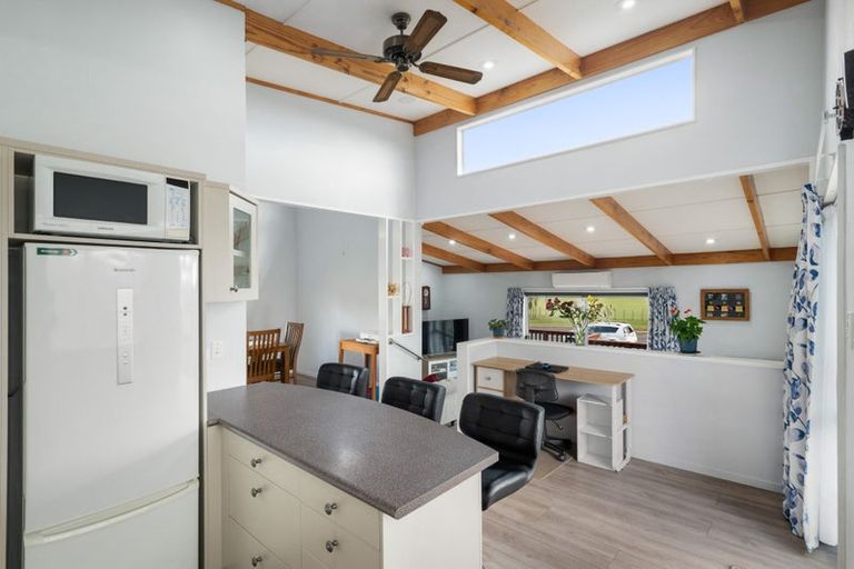 Photo of property in 1 Ohinemuri Place, Paeroa, 3600