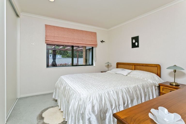 Photo of property in 7 Landvale Court, Browns Bay, Auckland, 0630