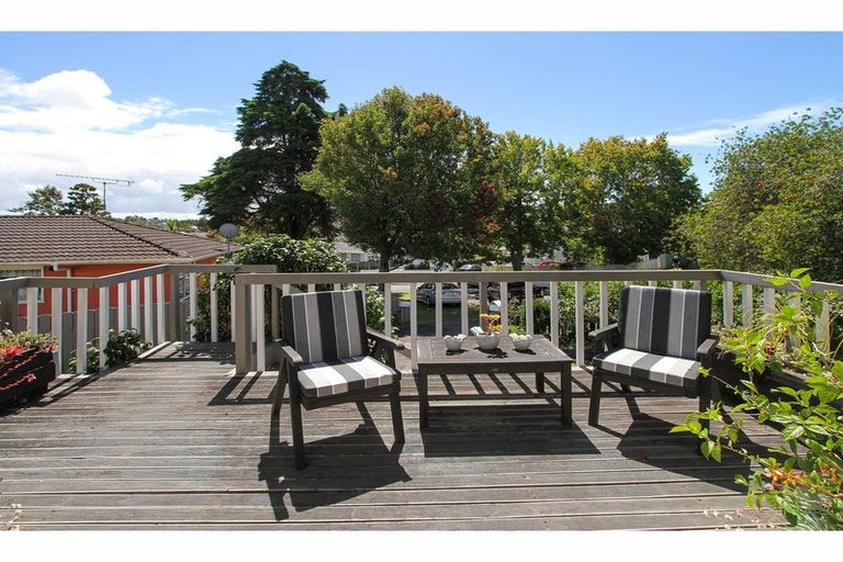 Photo of property in 7 Taynith Place, Glenfield, Auckland, 0629