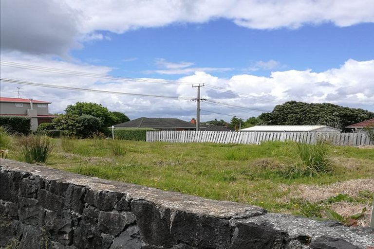Photo of property in 40 Montgomery Avenue, Belmont, Auckland, 0622