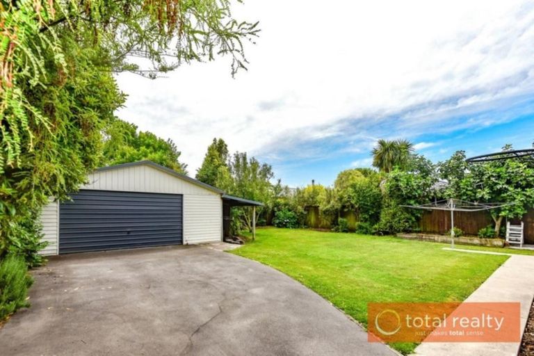 Photo of property in 43 West-watson Avenue, Hillmorton, Christchurch, 8025