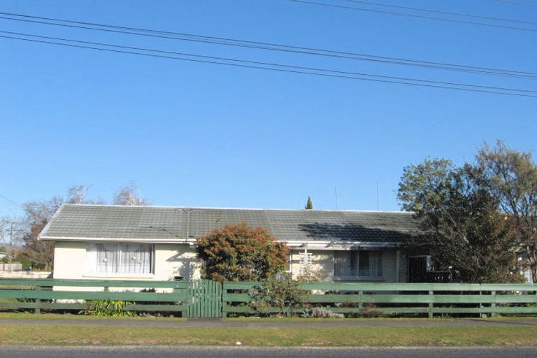 Photo of property in 2/61 Willis Road, Papakura, 2110