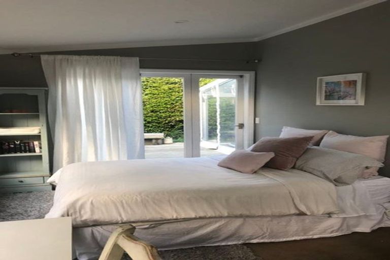 Photo of property in 959 Beach Road, Torbay, Auckland, 0630