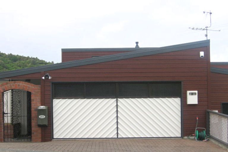 Photo of property in 24b Ramphal Terrace, Khandallah, Wellington, 6035