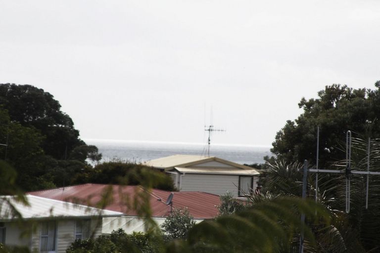 Photo of property in 53 Ocean View Road, Waihi Beach, 3611