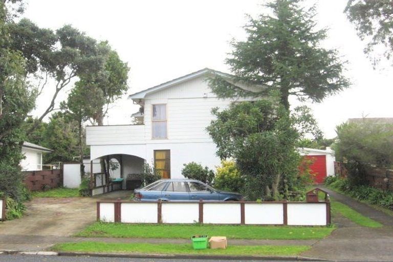 Photo of property in 69 Casuarina Road, Half Moon Bay, Auckland, 2012