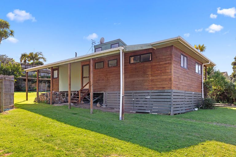 Photo of property in 2a Browns Drive, Waihi Beach, 3611
