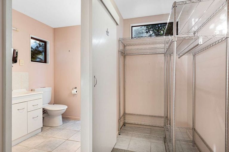 Photo of property in 2 Victoria Close, Picton, 7220