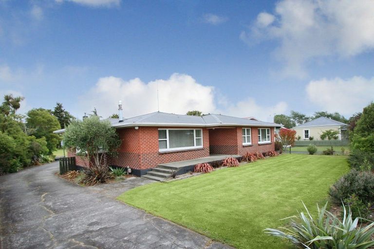 Photo of property in 21 Queen Street, Feilding, 4702