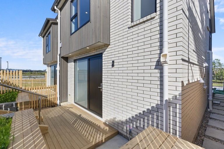 Photo of property in 164 Kerepi Street, Westgate, 0814