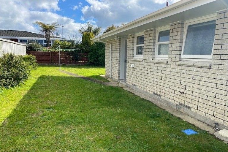 Photo of property in 4 Linklater Avenue, Bellevue, Tauranga, 3110