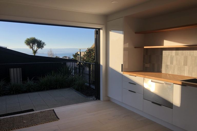 Photo of property in 29 Lookout Drive, Laingholm, Auckland, 0604