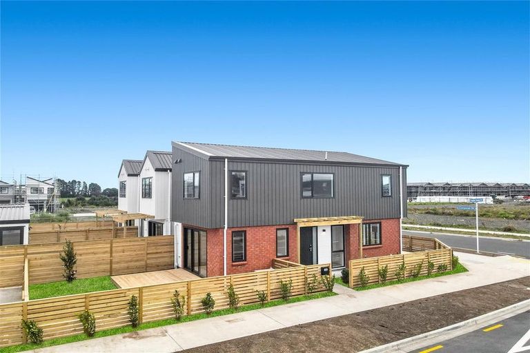 Photo of property in 36 Corporal Street, Papakura, 2110