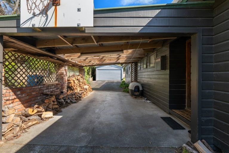 Photo of property in 15b Marchant Place, Westown, New Plymouth, 4310