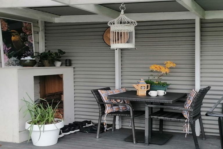 Photo of property in 165 Cambridge Street, Levin, 5510