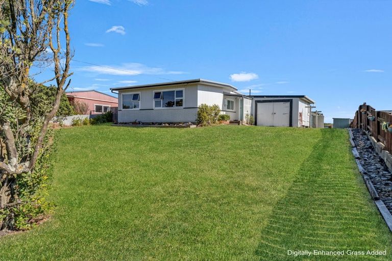 Photo of property in 35 Wainui Street, Koitiata, Whanganui, 4581