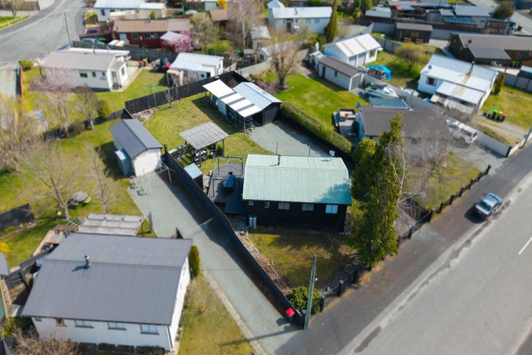 Photo of property in 12 Hallewell Road, Twizel, 7901