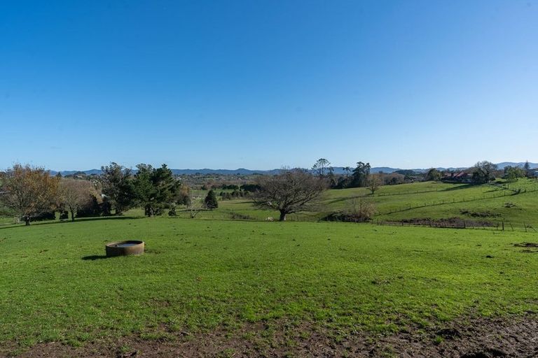 Photo of property in 241 Brymer Road, Baverstock, Hamilton, 3289