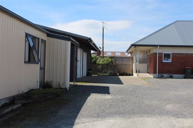 Photo of property in 18 Johnson Street, Milton, 9220