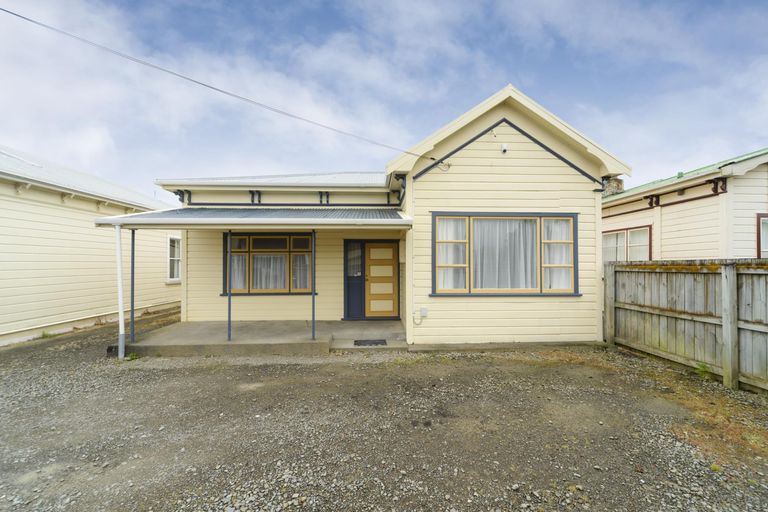 Photo of property in 221 Ferguson Street, Palmerston North, 4410