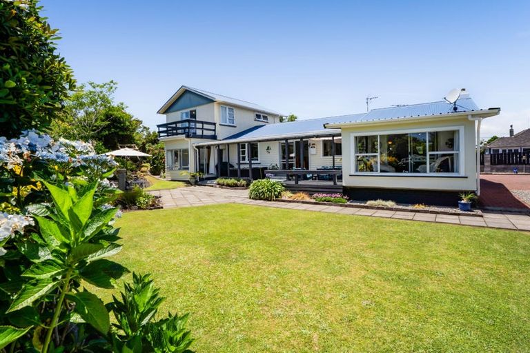Photo of property in 190a Seaview Road, Westown, New Plymouth, 4310