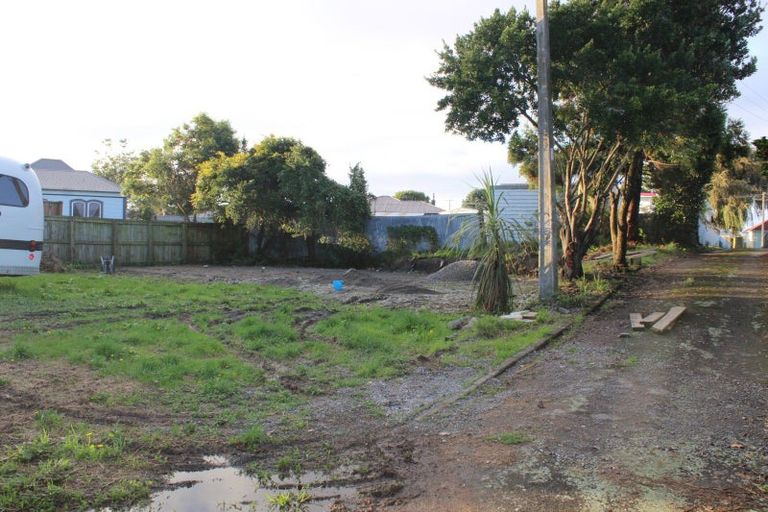 Photo of property in 15 Kirk Street, Otaki, 5512