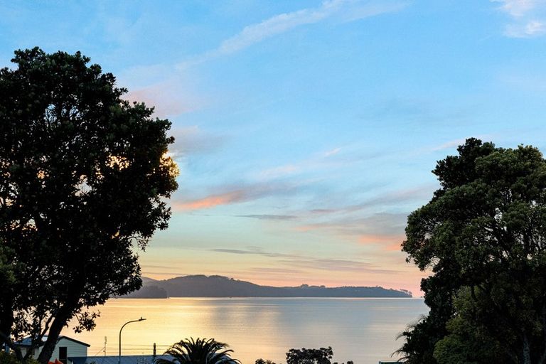 Photo of property in 30 Tamatea Drive, Snells Beach, 0920