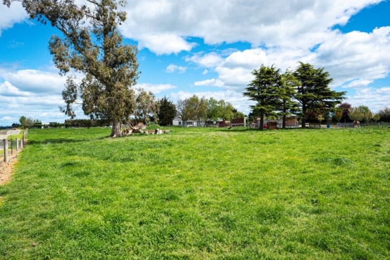 Photo of property in 14 Arowhenua Station Road, Kerrytown, Timaru, 7973