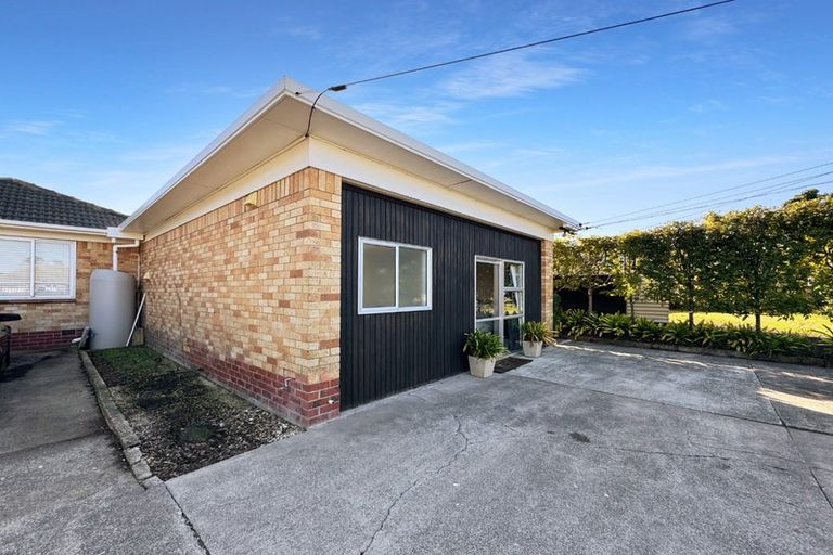 Photo of property in 33 Millen Avenue, Pakuranga, Auckland, 2010