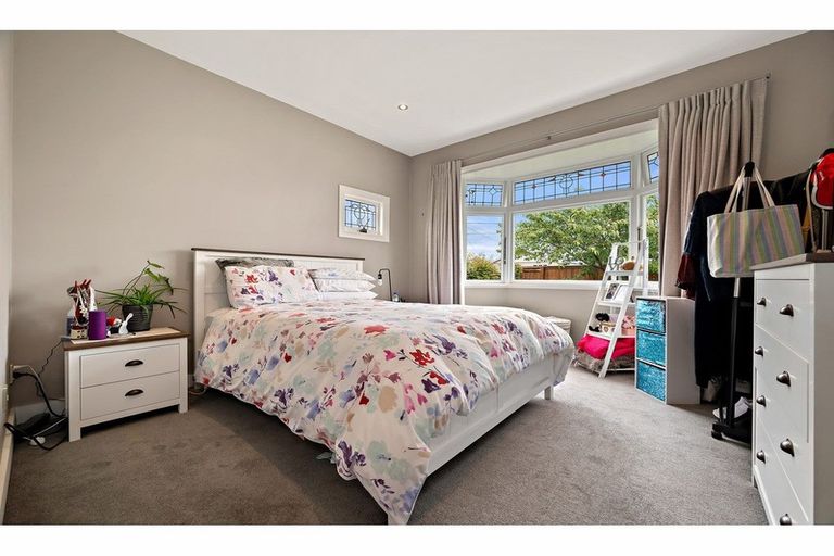 Photo of property in 6 Mortlake Street, Islington, Christchurch, 8042