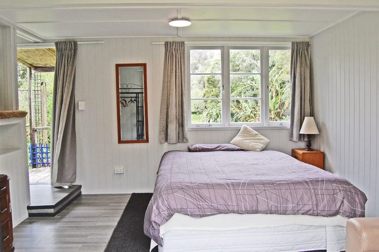 Photo of property in 126 Oneriri Road, Kaiwaka, 0573