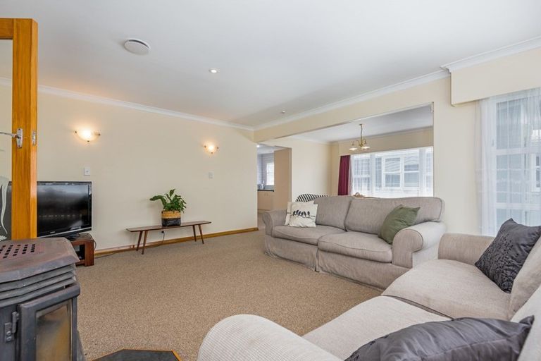 Photo of property in 10 Parkland Crescent, Terrace End, Palmerston North, 4410