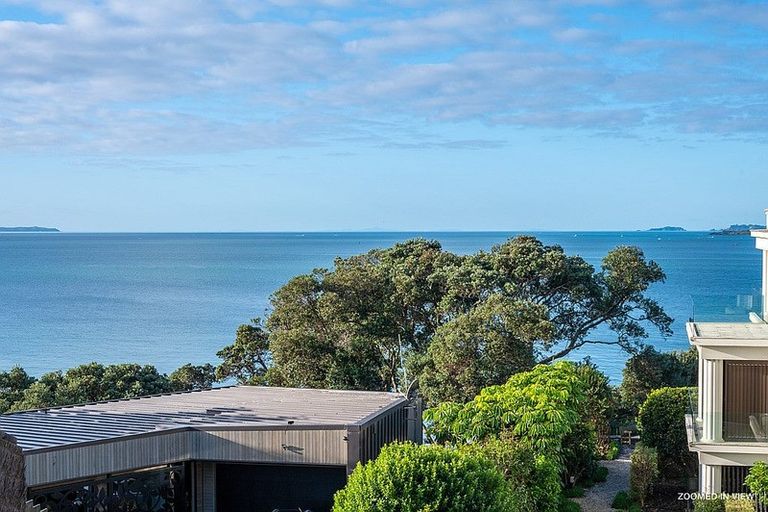 Photo of property in 2/214a Lake Road, Hauraki, Auckland, 0622