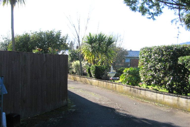 Photo of property in 8a Braid Road, St Andrews, Hamilton, 3200