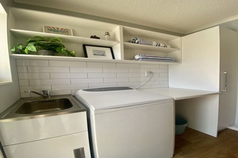 Photo of property in 13a Bulkeley Terrace, New Plymouth, 4310