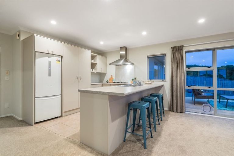 Photo of property in 25 Milford Street, Aotea, Porirua, 5024