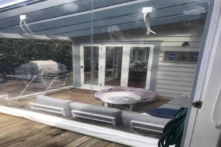 Photo of property in 959 Beach Road, Torbay, Auckland, 0630