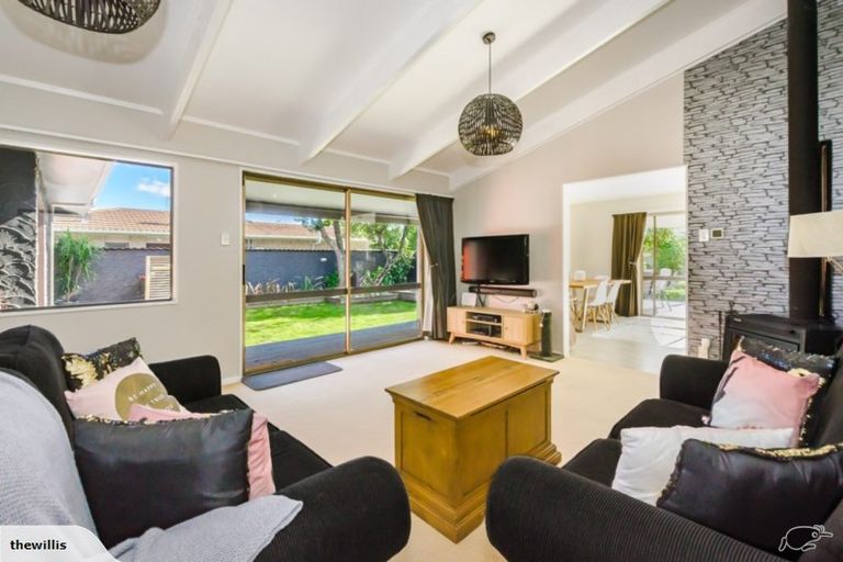 Photo of property in 67 Belvedere Avenue, Waikanae, 5036