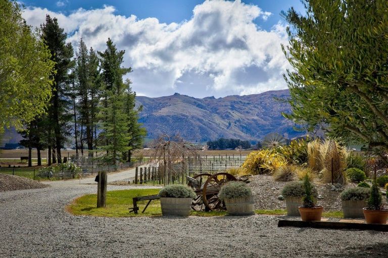 Photo of property in 81 Bannockburn Road, Cromwell, 9384