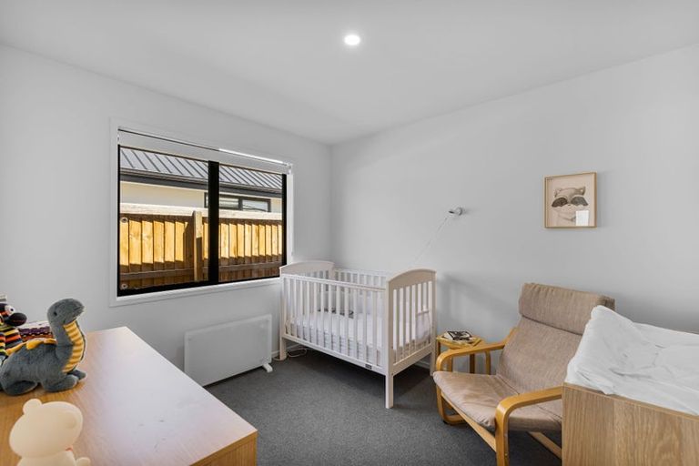 Photo of property in 16 Wexford Crescent, Halswell, Christchurch, 8025