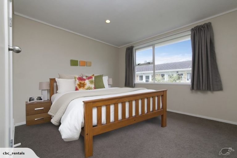 Photo of property in 2/24 Alcock Street, Mount Wellington, Auckland, 1060