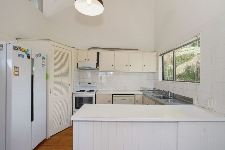 Photo of property in 87 Hadfield Street, Beach Haven, Auckland, 0626