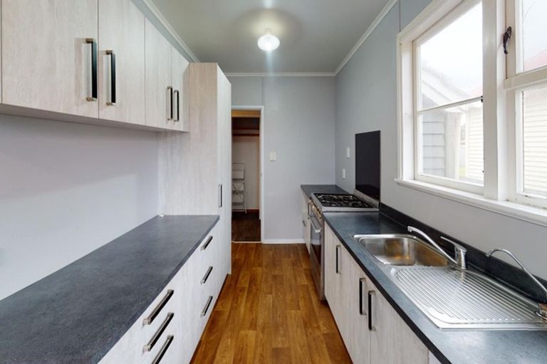 Photo of property in 86 Swiss Avenue, Gonville, Whanganui, 4501