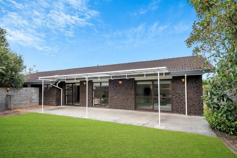 Photo of property in 7 Catania Place, Conifer Grove, Takanini, 2112