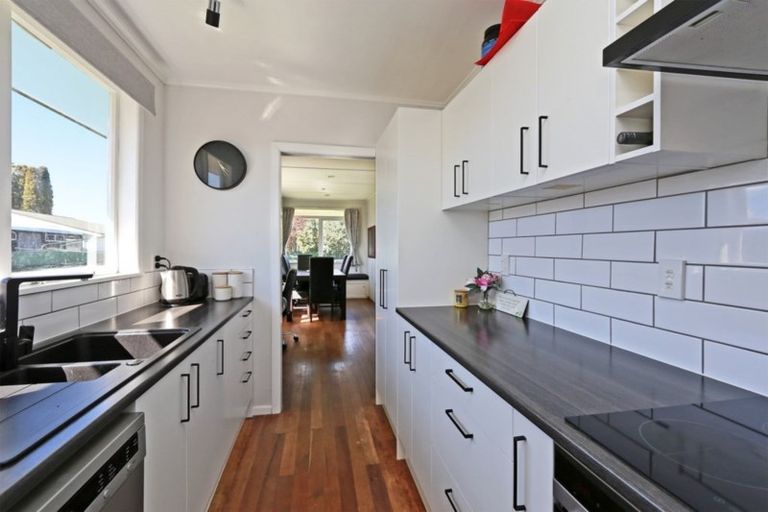 Photo of property in 615 Willow Place, Akina, Hastings, 4122