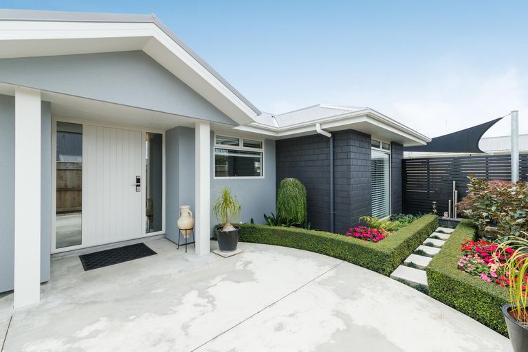 Photo of property in 60d Roy Street, Palmerston North, 4410